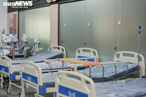 Bệnh viện dã chiến Thuận Kiều Plaza khoác áo mới sau 14 ngày cải tạo