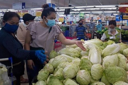 TP Hồ Chí Minh: Hết lo khan hàng, tăng giá
