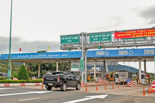 Lâm Đồng dừng thu phí trạm BOT để lưu thông hàng hóa đi TP.HCM