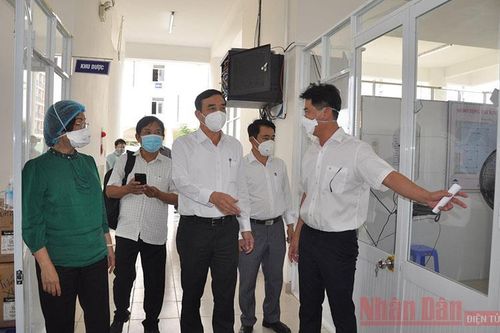 Đà Nẵng gấp rút hoàn thiện bệnh viện dã chiến