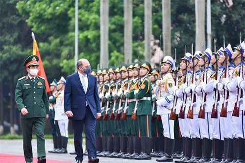 Thúc đẩy quan hệ hợp tác quốc phòng Việt Nam - Anh lên tầm cao mới