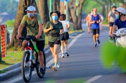 Hà Nội: Truy vết người tập thể dục, đạp xe quanh Hồ Tây liên quan ca mắc Covid-19