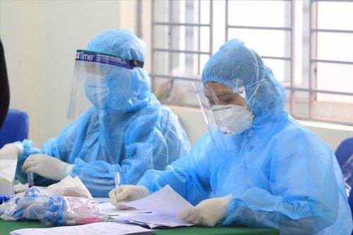 Vĩnh Phúc: Hai nhân viên khu cách ly tập trung dương tính với SARS-CoV-2