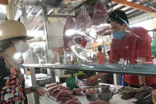 Mở lại chợ: 'Ðau đầu' đảm bảo an toàn?