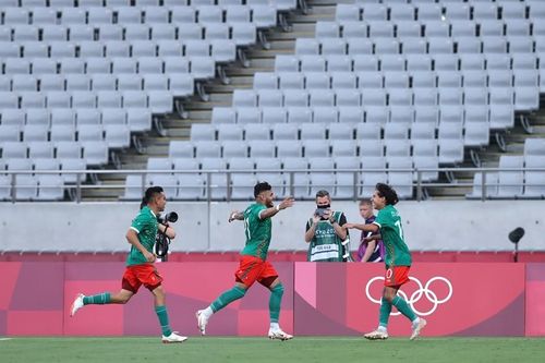 Olympic Mexico gây địa chấn khi đè bẹp Pháp