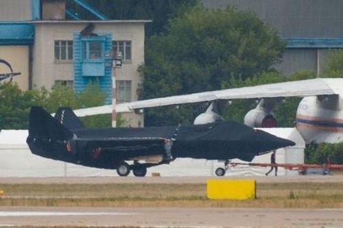 Các chiến đấu cơ tối tân trình diễn siêu hạng ở triển lãm MAKS 2021