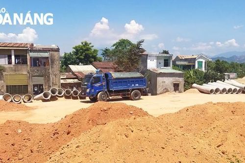 Đẩy nhanh tiến độ giải phóng mặt bằng các dự án trọng điểm
