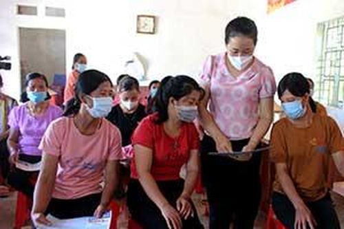 Đa dạng hình thức tuyên truyền pháp luật cho hội viên phụ nữTin khácSáng mãi ngọn lửa thanh niên xung phongGia đình nhiều thế hệ: Lưu giữ, phát huy các giá trị văn hóa truyền thống