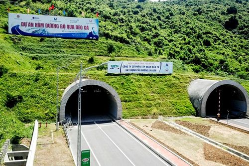 Hai trạm BOT ở Phú Yên tạm dừng thu phí