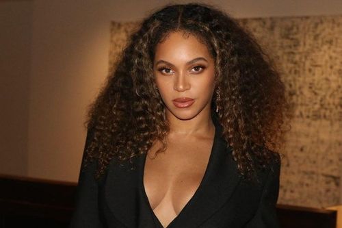 Biệt thự của Beyoncé bốc cháy dữ dội