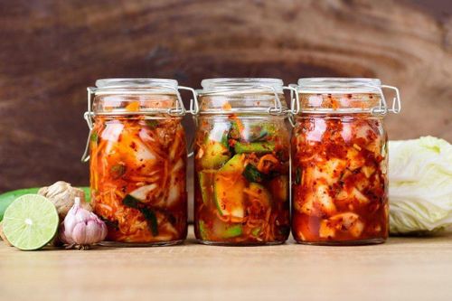 Hàn Quốc và Trung Quốc tiếp tục tranh cãi về món dưa chua