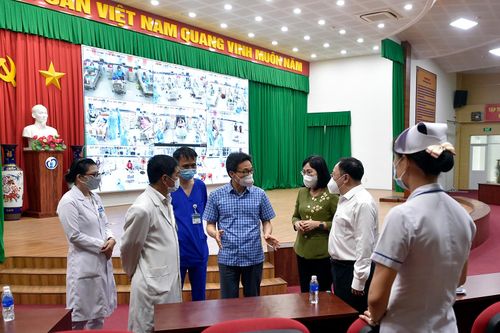 Giãn cách thật nghiêm, chặt để chặn dịch