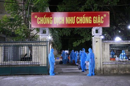 Quảng Nam đón gần 400 người từ tâm dịch về quê