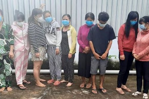 An Giang: Nhiều quý bà đánh bài ăn tiền trong mùa dịch