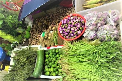 Ấm áp phiên chợ 0 đồng giữa 'tâm dịch' TP.HCM