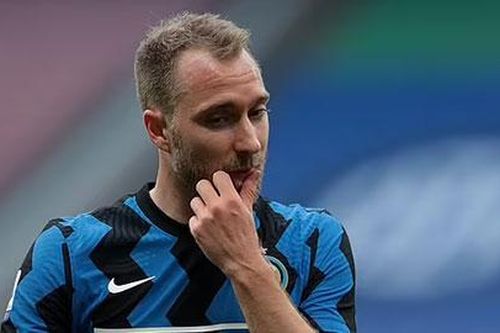 Eriksen bị cấm chơi bóng ở Italia