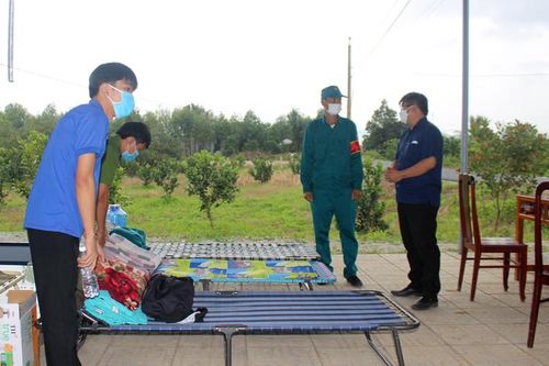 Đạ Huoai: Đảm bảo đời sống cho bà con vùng cách ly y tế xóm Đạ Gối