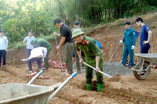 Bố trí cán bộ chủ chốt không là người địa phương: Cách làm tại Chiêm Hóa - Bài 2: Luồng gió mới về cơ sở
