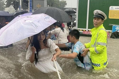 Con số kỷ lục về cơn mưa 'nghìn năm có một' ở Trung Quốc