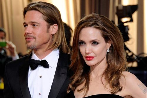 Angelina Jolie lật ngược tình thế trong cuộc chiến với Brad Pitt