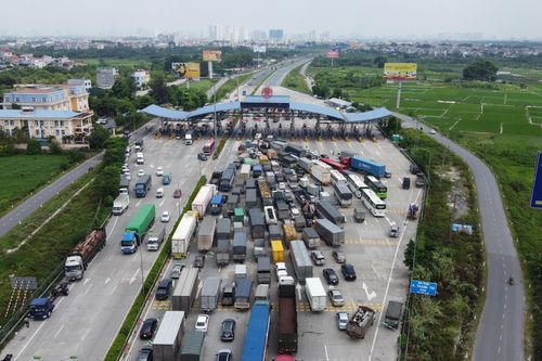 Hà Nội giải quyết ùn tắc tại chốt kiểm dịch như thế nào?