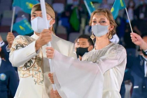 Nữ VĐV gây chú ý tại lễ khai mạc Olympic Tokyo