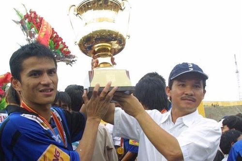 14 đội bóng phản hồi gì với VPF về việc dời lịch V-League 2021 sang tháng 2/2022?