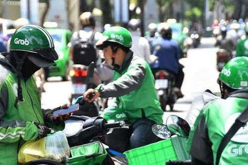 Grab dừng dịch vụ giao đồ ăn ở Hà Nội trong 15 ngày giãn cách xã hội