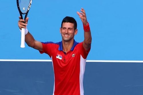 Djokovic 'tốc hành' vào vòng 2 Olympic Tokyo 2020
