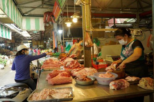 Hà Nội: Hàng hóa dồi dào, giá ổn định trong ngày đầu giãn cách xã hội