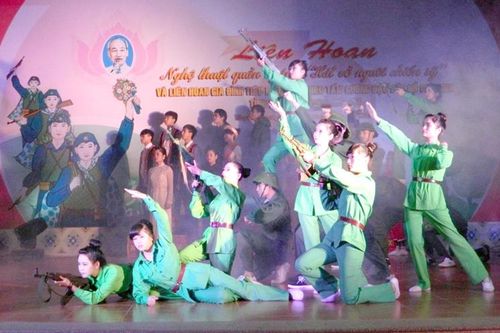 Chảy mãi dòng cảm xúc tri ân