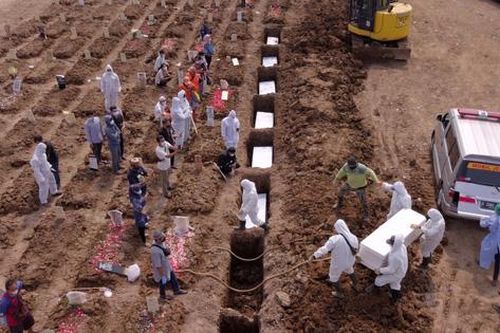 Indonesia cảnh báo cao độ khi tỷ lệ dương tính ở mức hai chữ số