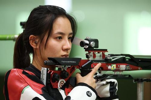 VĐV Trung Quốc bị chỉ trích vì đăng ảnh selfie sau khi bị loại