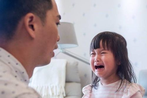 Vợ sinh con, nhưng chồng lại là người trầm cảm