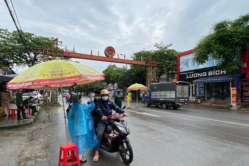 Công an Hà Nội lập thêm 1 chốt kiểm soát dịch Covid-19 ở Sóc Sơn