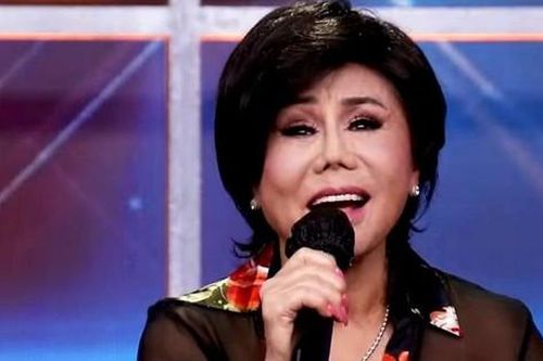 Danh ca Thanh Tuyền gây bất ngờ khi cắt tóc tém, hé lộ mối duyên với ông xã