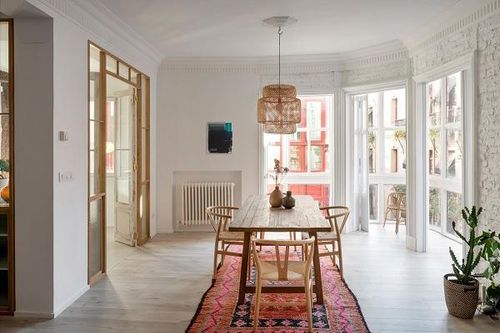 Căn hộ 162m2 sang trọng nhờ kết hợp nội thất cổ điển và hiện đại