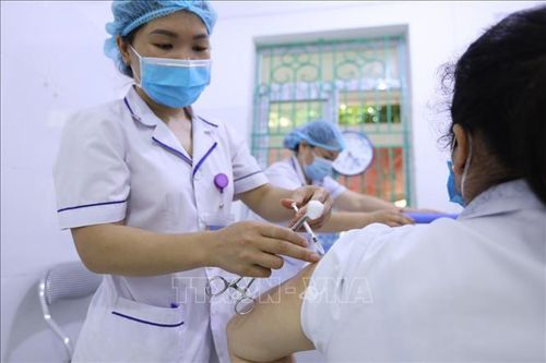 Việt Nam tiếp nhận hơn 3 triệu liều vaccine Moderna do Hoa Kỳ hỗ trợ