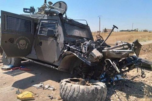 Cả gan tấn công phá tan xe bọc thép Nga, phiến quân hứng trọn 'cơn thịnh nộ' ở Syria