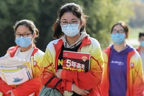 Trung Quốc buộc các công ty dạy thêm miễn phí