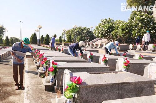 Hướng về quá khứ, thắp sáng tương lai