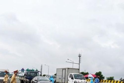 Hà Nội tăng cường thêm chốt kiểm dịch ở cửa ngõ