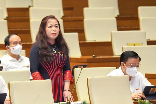 Hỗ trợ dân trong 'bão' COVID-19: Xuất tiền rồi có nên hậu kiểm?