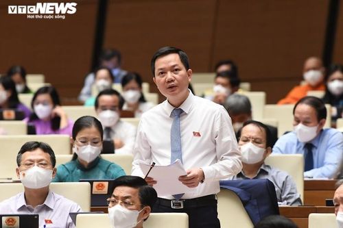 ĐBQH: 10 triệu liều vaccine về Việt Nam, mới khoảng 4,5 triệu người được tiêm