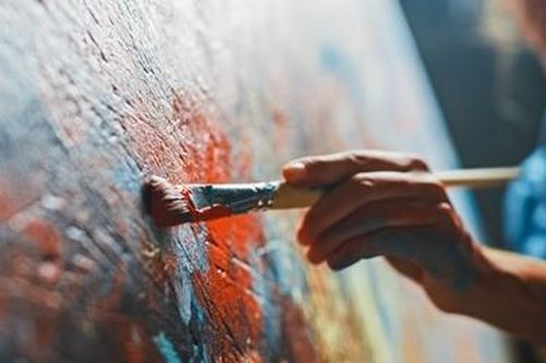 Tác phẩm nghệ thuật nên là tài sản của chủ sở hữu hay quà tặng cho cộng đồng?