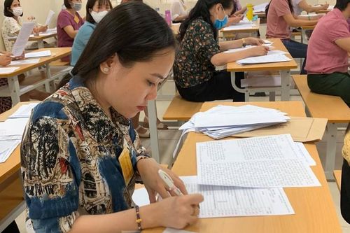 Một triệu thí sinh thi tốt nghiệp THPT, chỉ có 3 em được 10 điểm tuyệt đối môn Ngữ văn