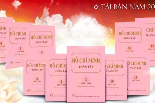 NXB Chính trị quốc gia Sự thật giới thiệu bộ sách 'Hồ Chí Minh toàn tập'