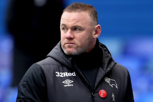 Rooney nhờ cảnh sát điều tra vụ bị phát tán hình ảnh với gái lạ