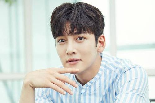 Ji Chang Wook mắc Covid-19