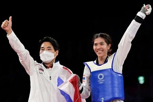 VĐV Thái Lan được thưởng lớn sau khi giành HCV Olympic